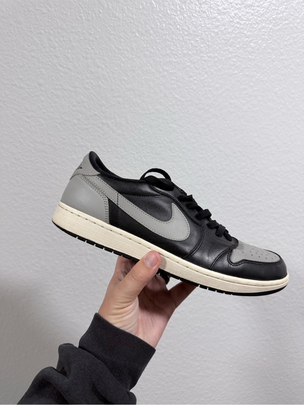 Jordan retro 1 shadow